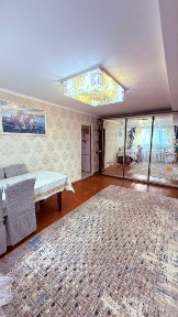 Продается 4-х комнатная квартира, 5 мкр Срочно !