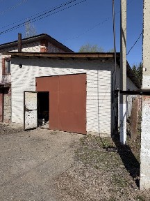 Сдам в аренду под скалад 100 кв. Метр. Потолок 3,5 высокие ворота, угл