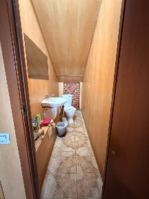 Продается комерческое помешение по ул Абая 12