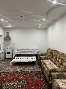 Сдаётся одна комнатный дом с центре города