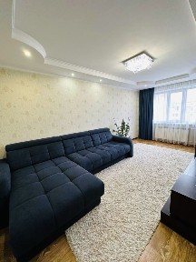 Продам квартиру, в отличном состоянии. 7 микрорайон.