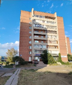 Продам 5 комнатную (сдвоенная 3х и 2х комнатная)