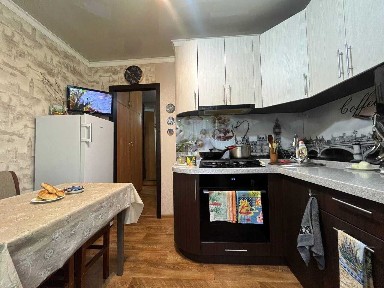 Продаётся 2х улучшенной планировки на 2 этаже не угловая