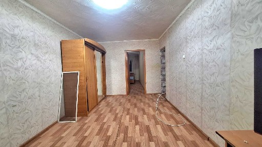 2-ух комнатная квартира в 14 мкр майкудука) )