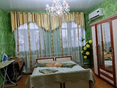 Посуточно большой