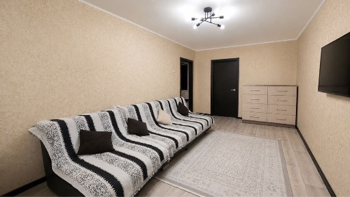 Продается 2-комнатная квартира на 26 квартале, 2 этаж