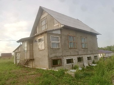 Продам дом (недостроен) на участке 10 соток в г. Барнаул