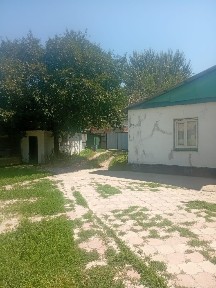 Срочно продам отдельный дом на участке 7 соток