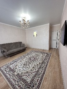 Продается 2-х комнатная квартира в мкр. Аэропорт, полностью меблирована