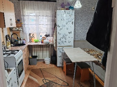 Срочно продам 1/4 часть дома районе тубдиспансера