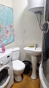 Сдам част дом барач типа в районе 42 школы
