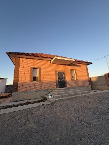 Үй сатылады 4бөлмелі