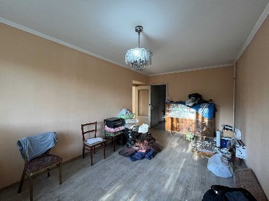 Продажа 3-комнатной квартиры без ремонта, ул. Брусиловского. мкр. Тастак-2