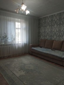 Продам 2-х Комнатную р-н тДиспетчерской д Караван