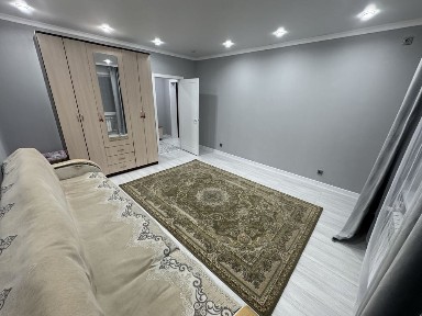 Сдам квартиру на долгий срок. Оплата на месяц вперед 250000+ком. услуга