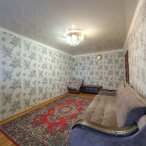 Продам 2х квартиру на 9/9 этаже в 11 мкр.