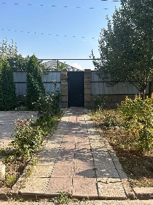 Сдам в аренду отдельный дом. 187 кв м