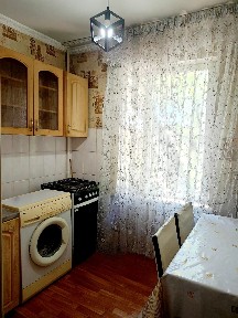 сдам 1-ком. кв. центр 3-этаж