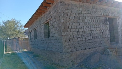 Жер үй сатылады 5 болмели