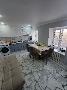 Сдам 2х ком. кв на длительный срок