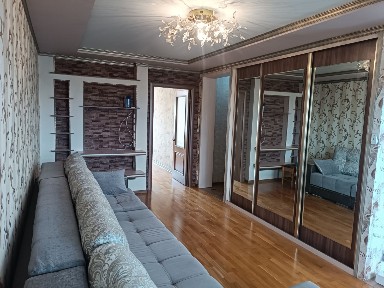 Продам 2-х комнатную квартиру г. Лисаковск, 3 мкр, 16 дом,.