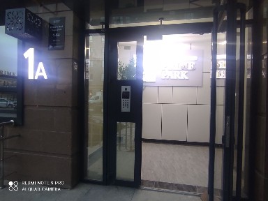 3- комн. Кв. 95 м2 + Терасса напротив парка Байдибек би