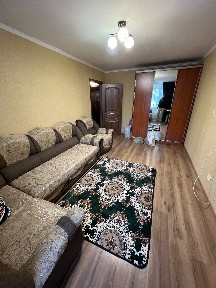 1-комнатная квартира с евроремонтом в центре около гор. рынка