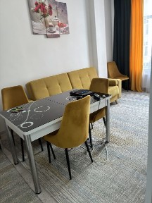Продается 2 -комнатгая квартира