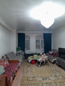 Продается 5 комнатная квартира в доме старого типа