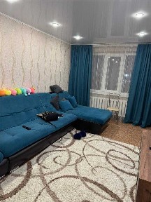 -Продам 3- комнатную квартиру в районе Пентагона (2 микрорайон).