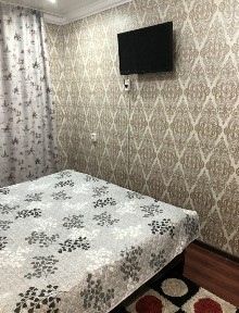 1-но комнатная в центре. Абая. Дэ-факто