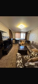 Продам трехкомнатную квартиру