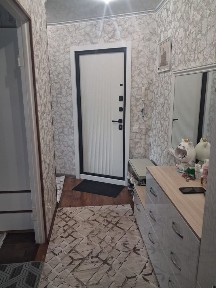 Продам трехкомнатную квартиру