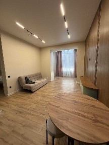 Продам 2 ком квартира РН Центр