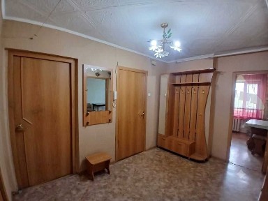 Продается 4 комнатная квартира на Мауленова