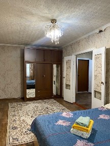 Сдаем в сутки/ по часовой квартиру в ЦЕНТРЕ