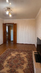 Продам 3 комнатную квартиру в центре Петропавловска