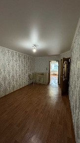Продам 2 ком. Качарская 33, 2/5 этаж, 1990 г. п., 13,5 млн ТОРГ