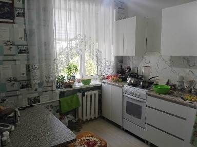 Продается 1 комнатная квартира (с гаражом)