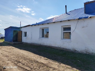 Продам дом Зерендинский район село Айдарлы дом находится в доль трассы