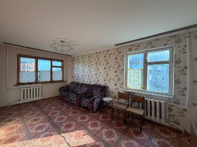 Продам 3 комнатную квартиру