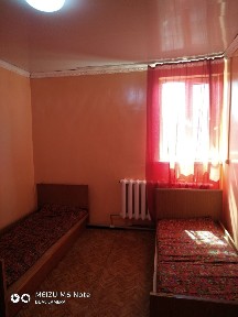 Сдаю времянку комната и кухня. есьь душ
