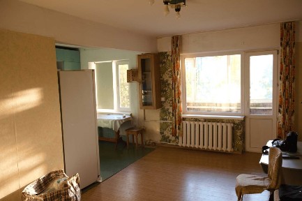 Продам 2-х комнатную квартиру по ул. Генерала Дюсенова, 8
