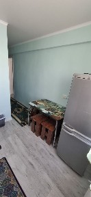 Сдаются 1 комнатный квартира на длительный срок 130000+ком услуг