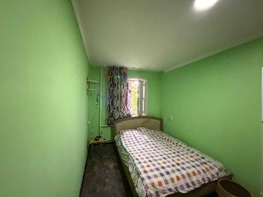 -Продам 2-комнатную квартиру на проспекте Республики на 3 микрорайоне!