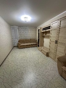 продается 2 комнатная квартира в 8микрорайоне 54 кв. м