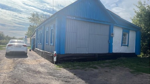 СРОЧНО продам деревянный дом в центре из 3-х комнат+кухня.