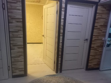 Ерназарова 49 / 3 бөлмелі квартира сатылады, жартылай дүниесі мен.