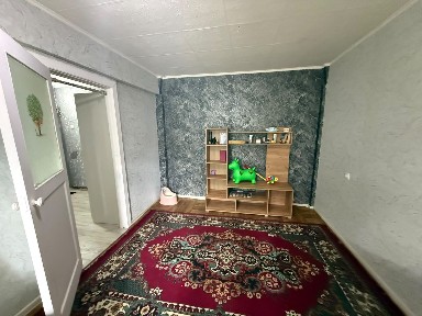 2 комнатная квартира район кинотеатра Казахстан 14100