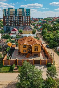 Продам дом в центре города с центральным отаплением